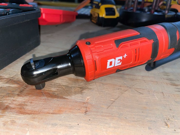 #8688-•-milwaukee-compatible-18-volt-cordless-ratchet-wrench-with-8ah-battery-in-case-(pr13)-image-2