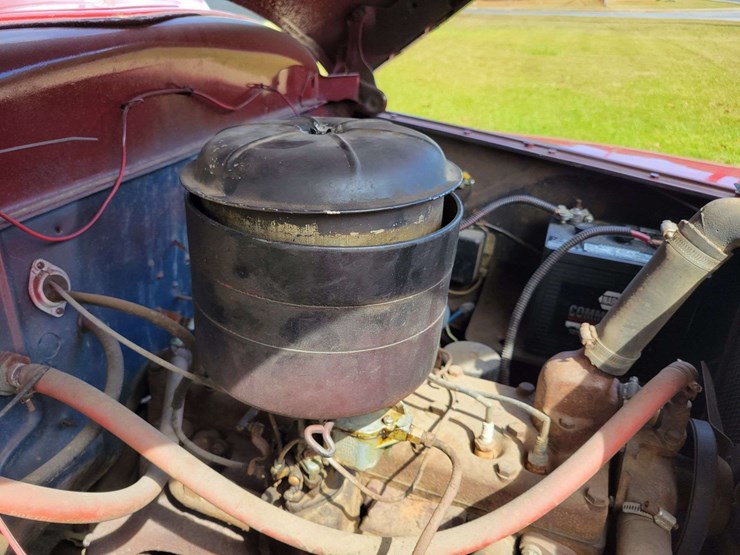1948-plymouth-special-deluxe-image-11