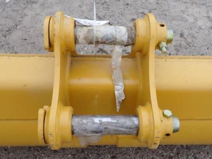 caterpillar-304-image-8