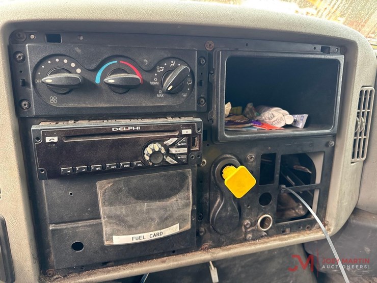 2015-international-4300-image-27