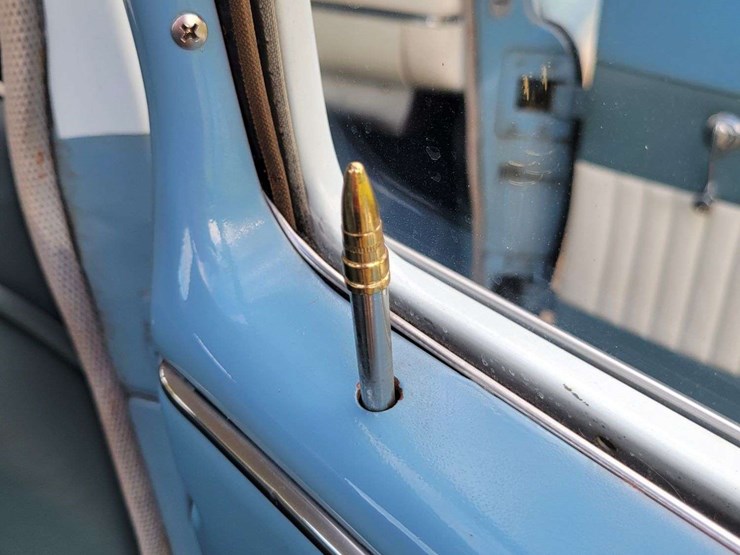 1951-dodge-sedan-image-84