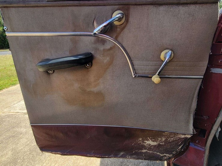 1948-plymouth-special-deluxe-image-90