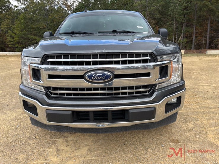 2020-ford-f150-xlt-image-8