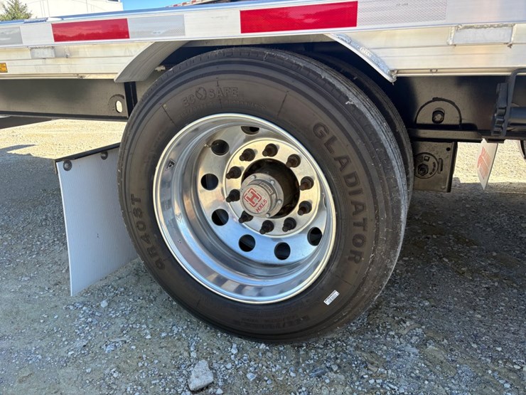 2024-doonan-titanium-image-12