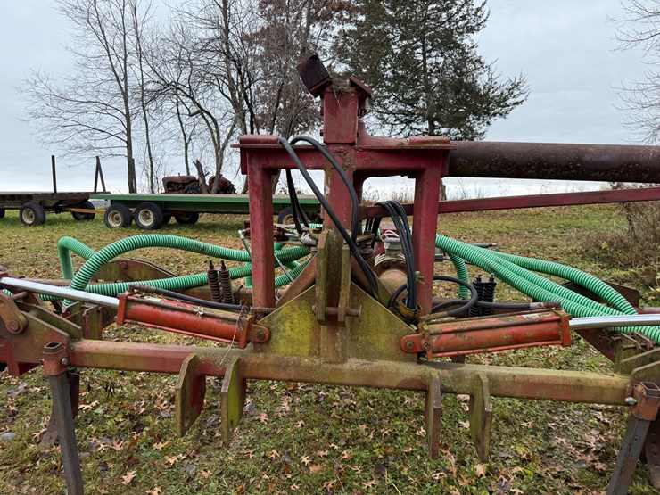 #1151-•-hydro-engineering-chisel-bar-(north-freedom,-wi)-image-13