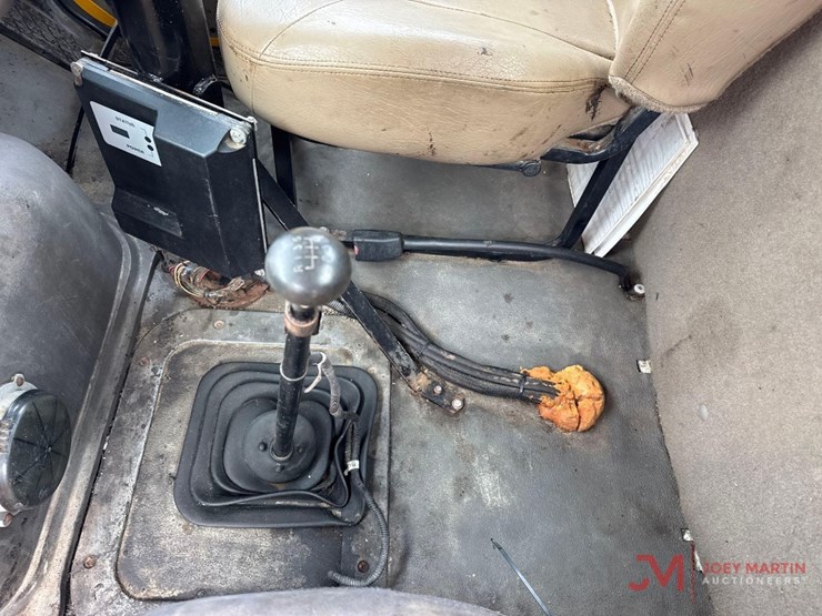 2008-sterling-l7500-image-31