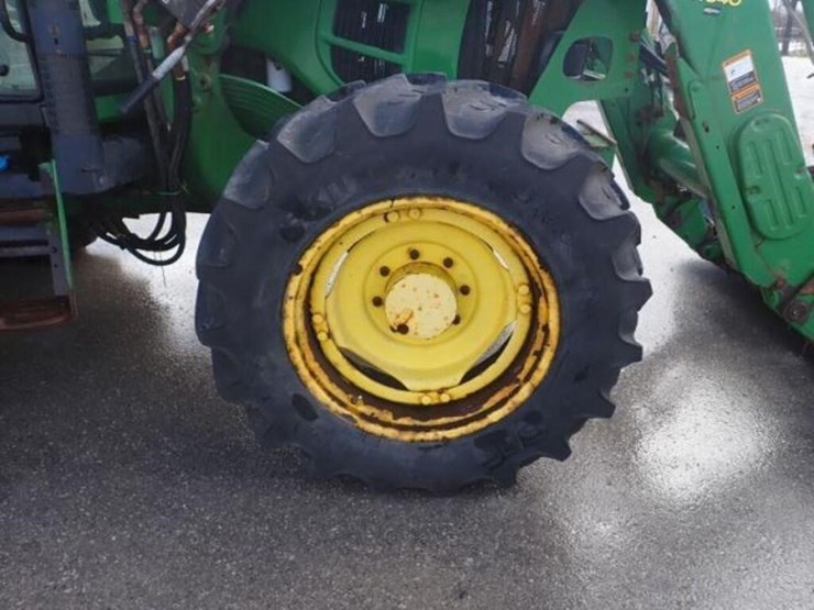 2012-john-deere-6430-image-55