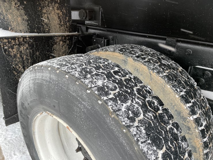 #234-•-2005-international-tri-axle-dump-truck-(has-wi-title)(mosinee,-wi)-image-25