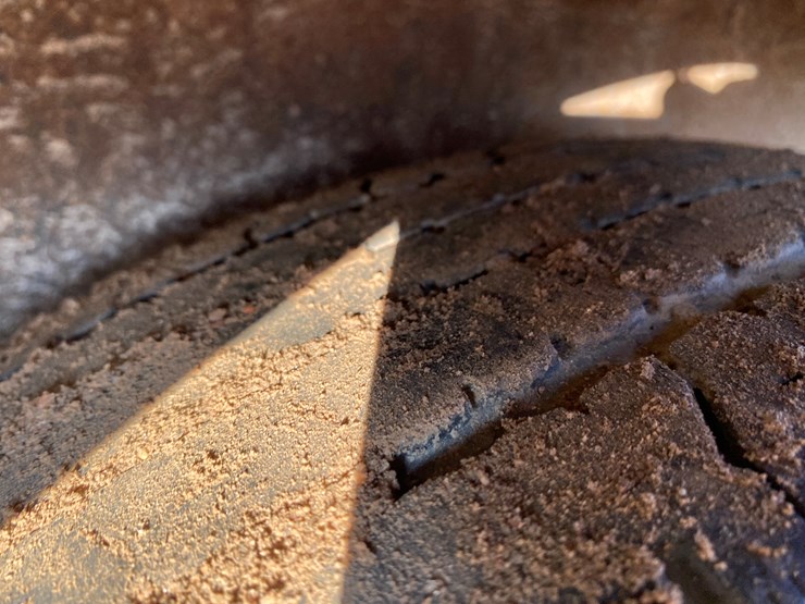 #322-•-2017-stealth-enclosed-trailer-(has-wi-title)(mosinee,-wi)-image-15