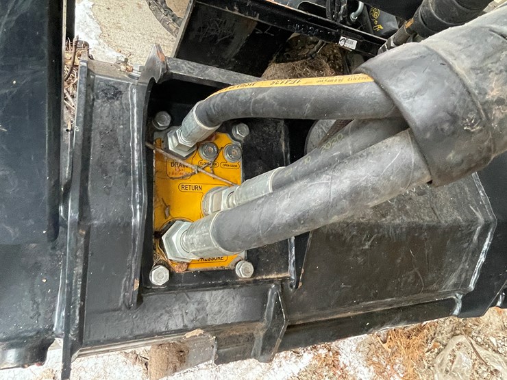 #2704-•-cat-skid-steer-forrest-mulcher-(fall-creek,-wi)-image-13