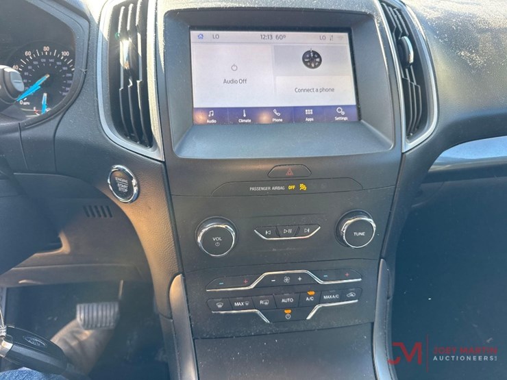 2020-ford-edge-se-image-29