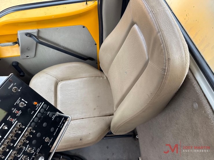 2008-sterling-l7500-image-30