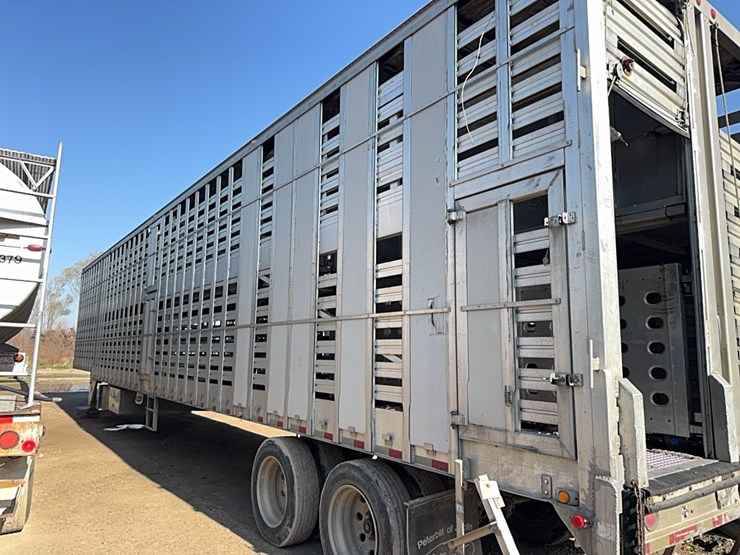 2002-eby-livestock-trailer-image-11