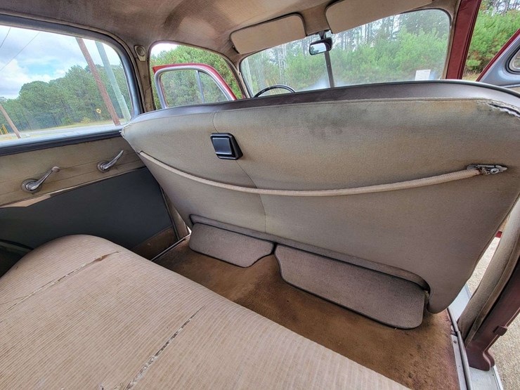 1948-ford-sedan-image-50