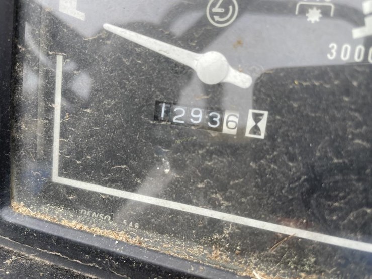 new-holland-tc30-image-11