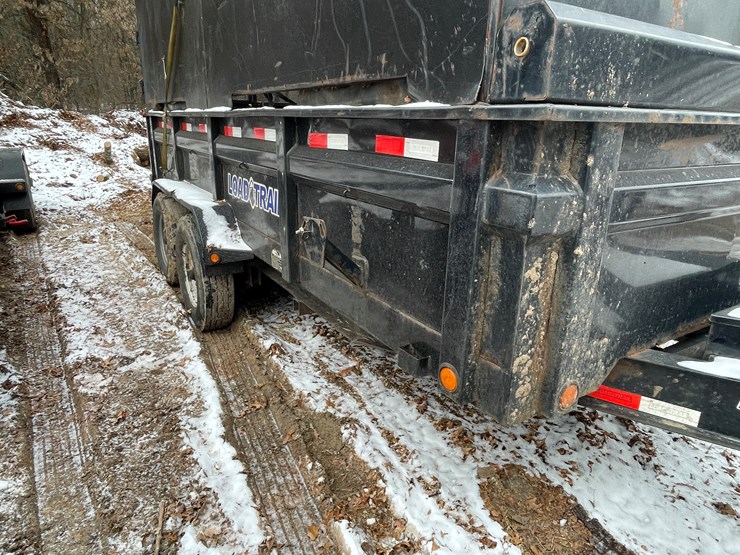 #2706-•-load-trail-trailer-with-scag-vacuum-system-(wi-title-in-delay)-(fall-creek,-wi)-image-16