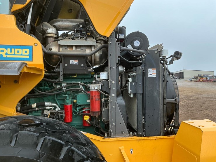 2022-volvo-l60h-image-9