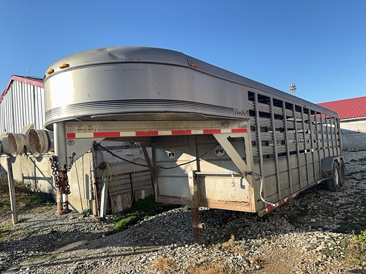 2007-corn-pro-24’-x-7’ft,-steel-livestock-trailer,-model-sg24-7s,-tandem-axle,-wood-floor,-*4mjsg24277e046352*,-title-in-hand-image-2