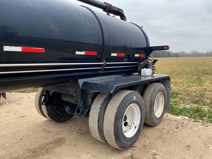 #1030-•-2014-northern-6000-gallon-semi-manure-tanker-trailer(has-wi-title)-(kewaunee,-wi)-image-31