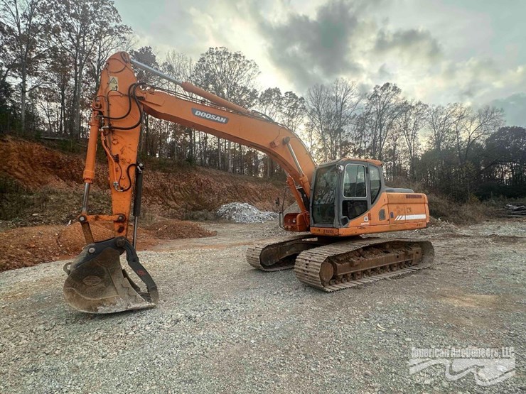 doosan-dx225-lc-image-1