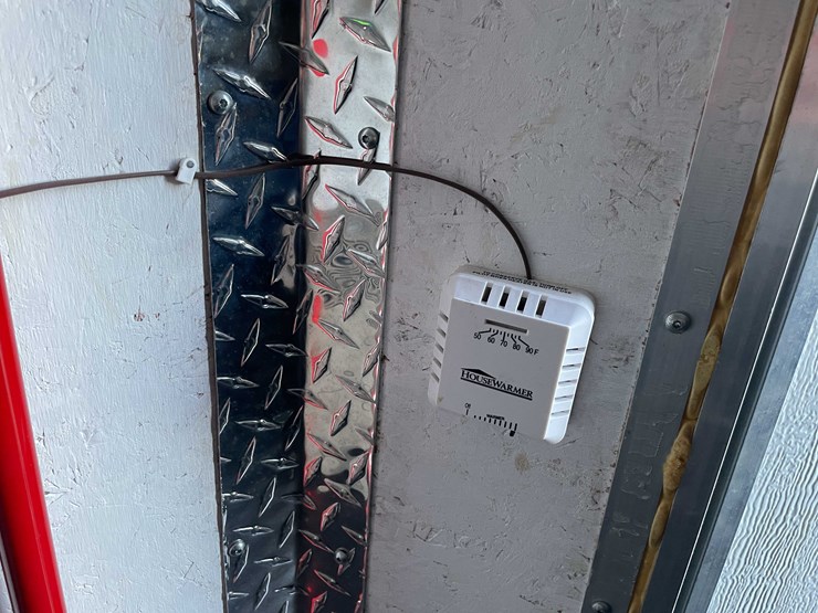 #1399-•-2018-zero-4-outdoors-6'-x-10'-all-aluminum-drop-down-ice-shanty-(of)-image-60