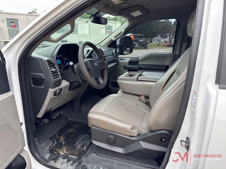2018-ford-f250-xl-image-13