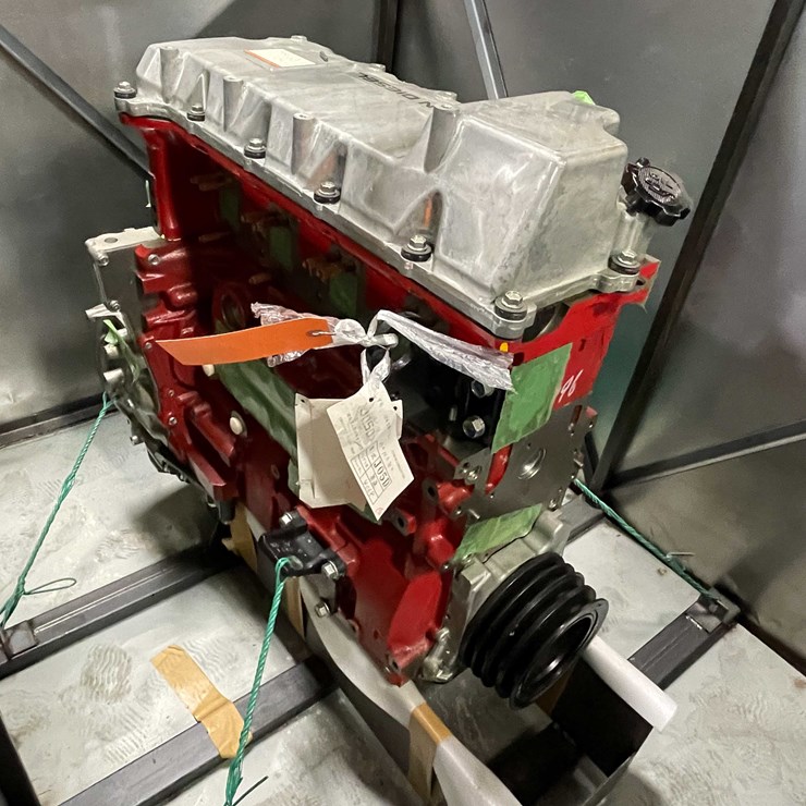 #8723 • Nissan UD Diesel Crate Motor (F)