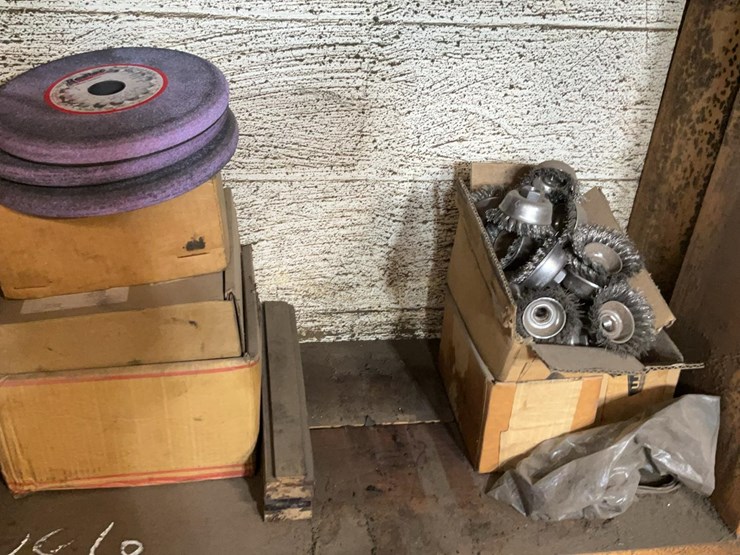 #186-•-grinder-stones-and-supplies-image-2