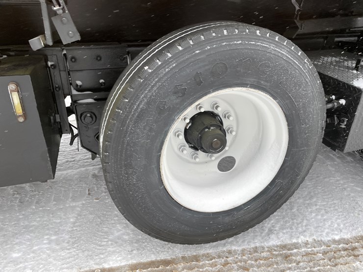 #234-•-2005-international-tri-axle-dump-truck-(has-wi-title)(mosinee,-wi)-image-39