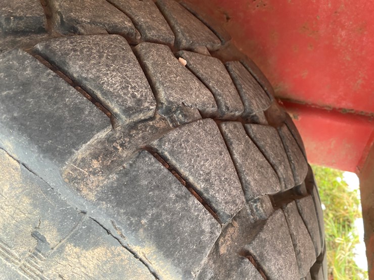 #1062-•-homemade-hose-reel-cart-(st.-nazianz,-wi)-image-30