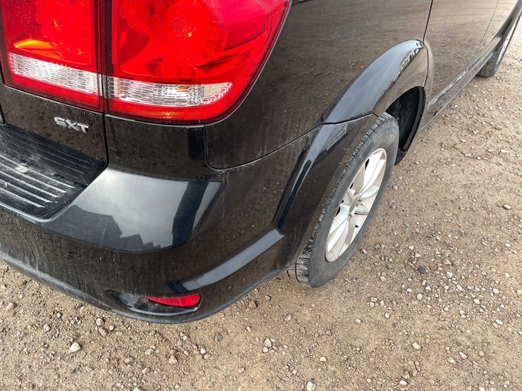 2013-dodge-journey-image-27