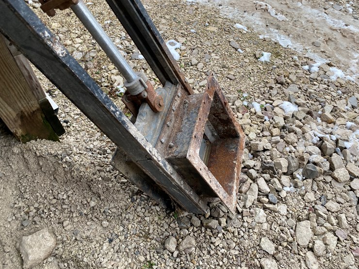 #8478-•-stock-manufacturing-hydraulic-square-valve-(new-holstein,-wi)-image-8