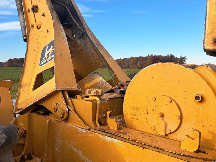 1994-deere-640e-image-28