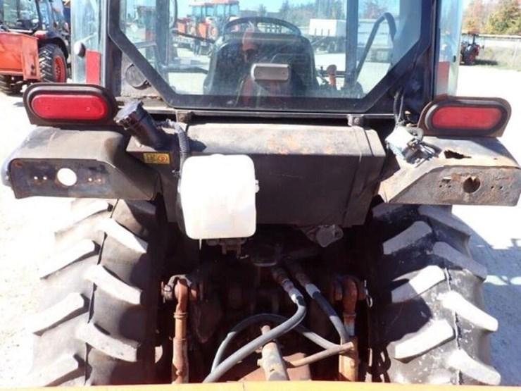 2008-kubota-m7040d-image-40