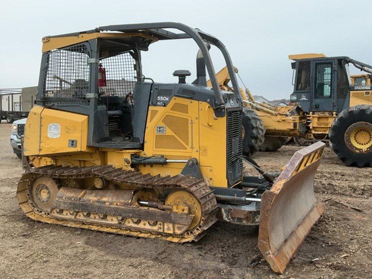 2016-deere-550k-xlt-image-7