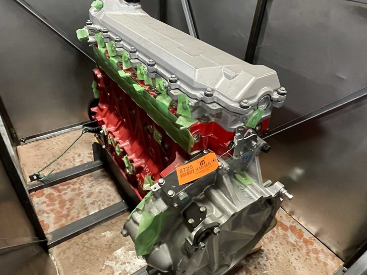 #8725-•-nissan-ud-crate-motor-(f)-image-1