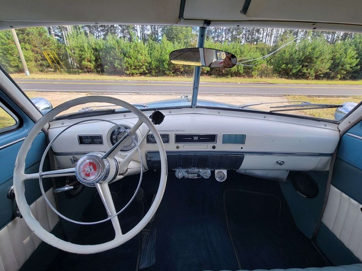 1951-dodge-sedan-image-57