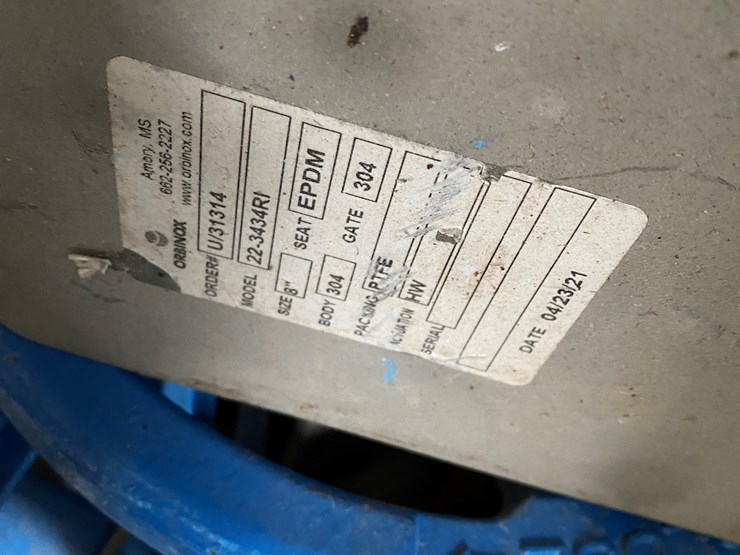 #8477-•-crate-of-orbinox-hand-crank-shut-offs-(new-holstein,-wi)-image-4