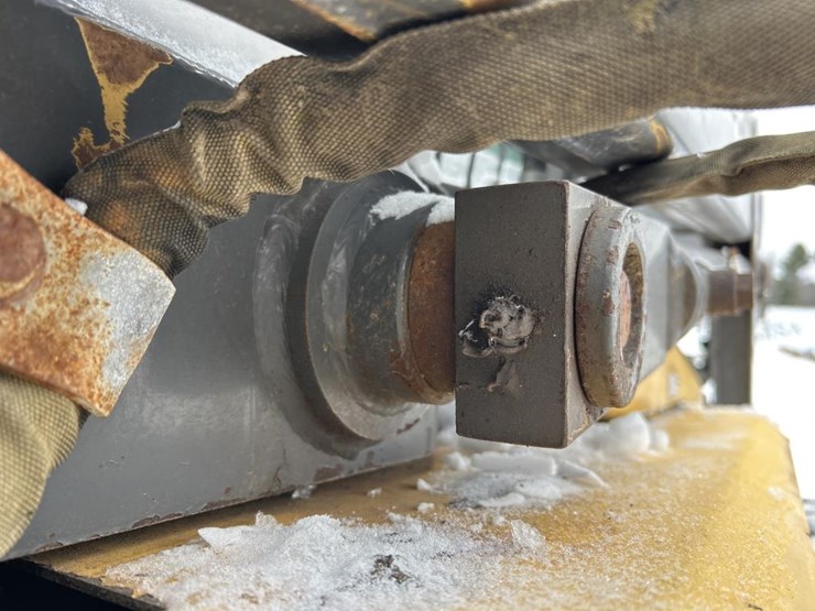 new-holland-ls180-image-21