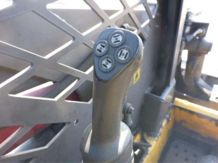 2008-volvo-mc70b-image-16