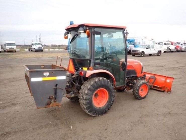 2017-kubota-b2650hsd-image-6