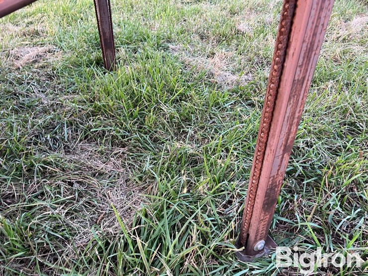 12'-portable-loading-chute-image-12