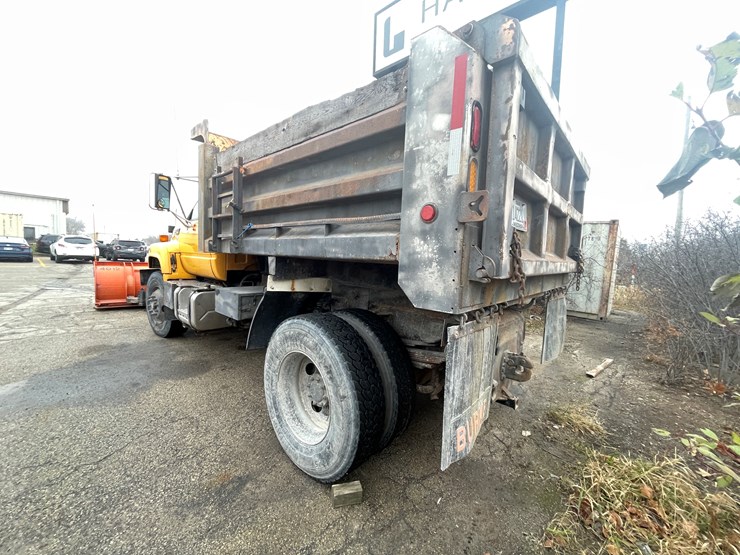 2001-gmc-topkick-image-7