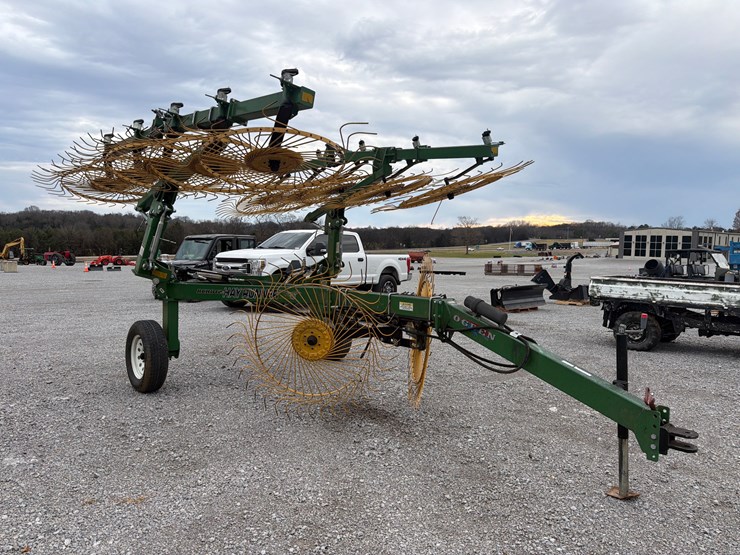 #29811-•-ogden-rcr812-hayrunner-hay-rake-image-2