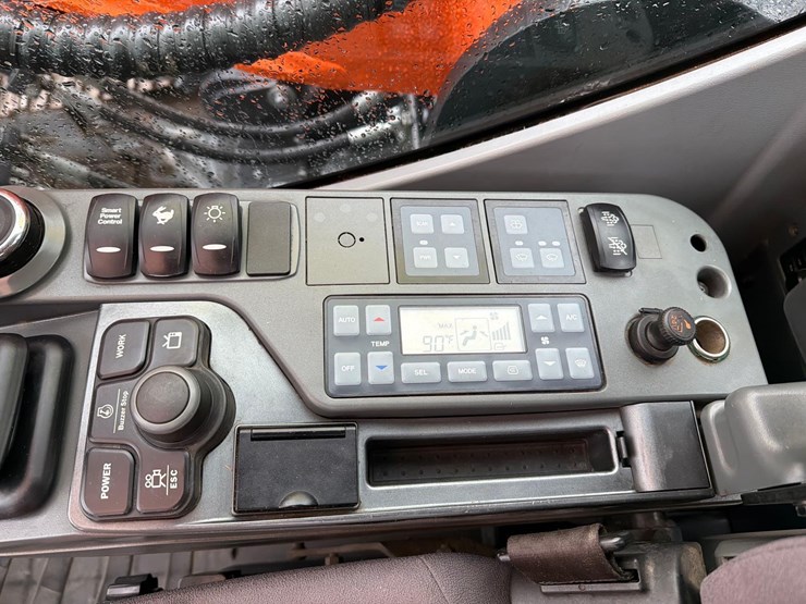 2019-doosan-dx225-lc-5-image-30