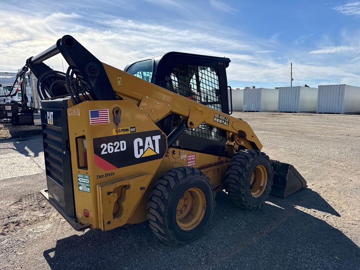 2017-caterpillar-262d-image-4