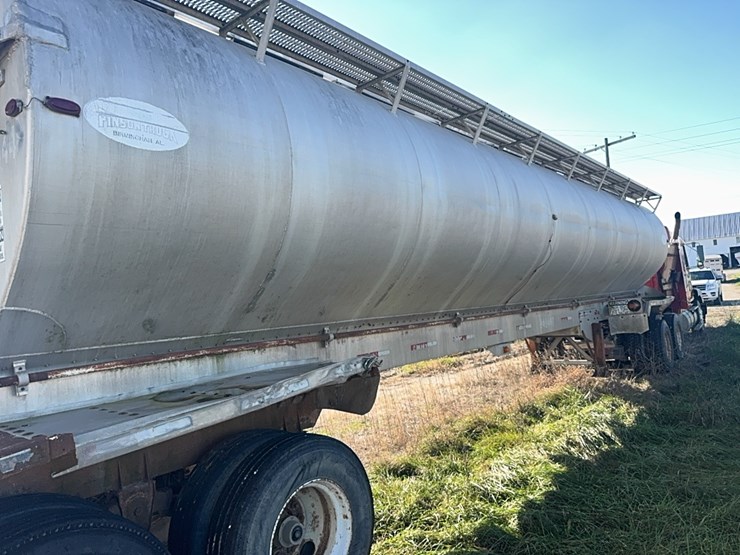 1997-pinson-aluminum-feed-delivery-trailer,-spring-suspension,-8-compartments,-*1p9ab3821vp255492*-image-12