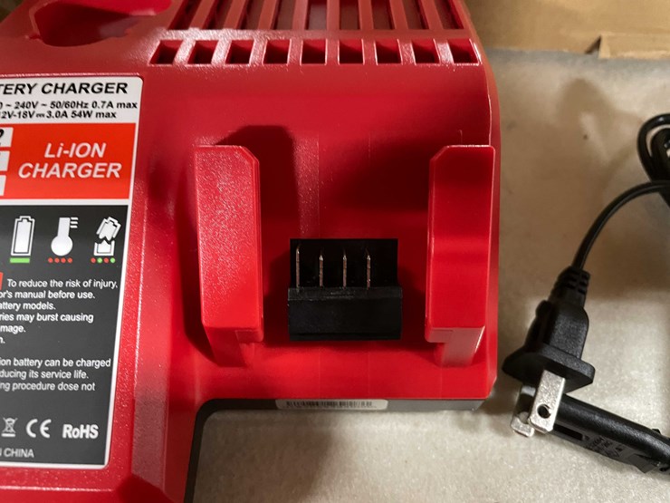 #8712-•-new-milwaukee-compatible-3/8-ratchet-wrench-(t14)-image-6