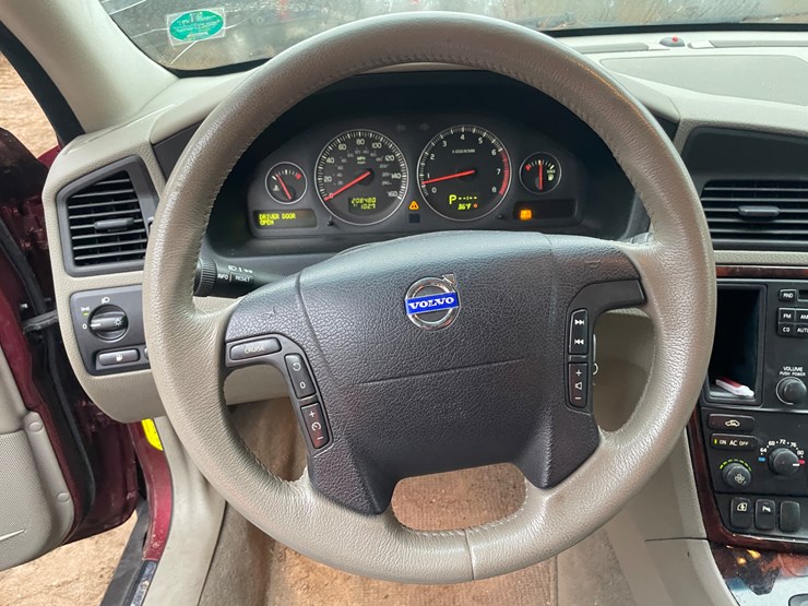 2006-volvo-xc70-image-30