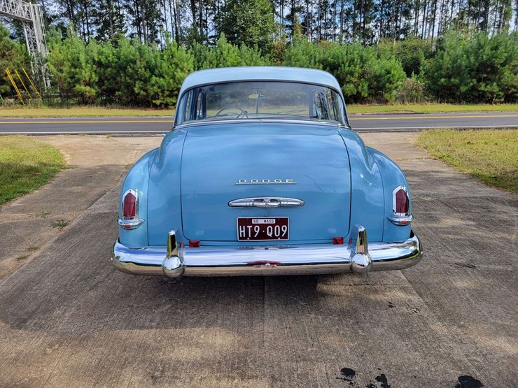 1951-dodge-sedan-image-6